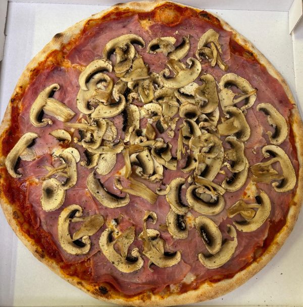 Pizza Prosciutto e Funghi